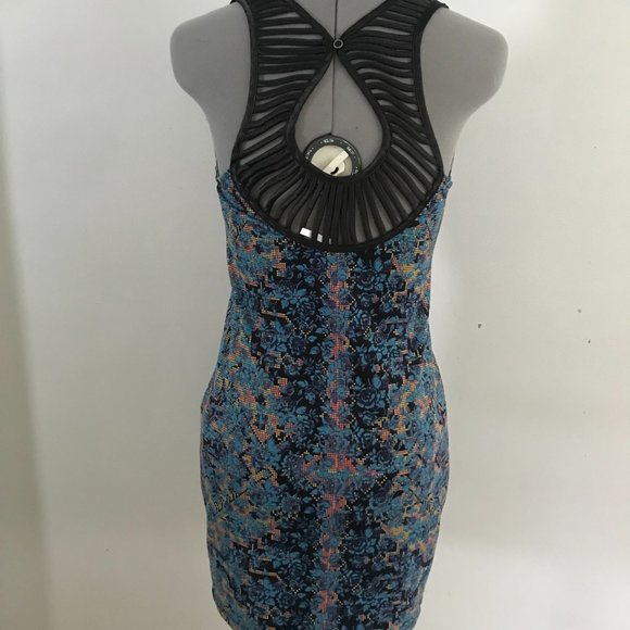 Free People Bodycon Geo Floral Blue Rose Crochet Detail Dress Sz S - Picture 4 of 9